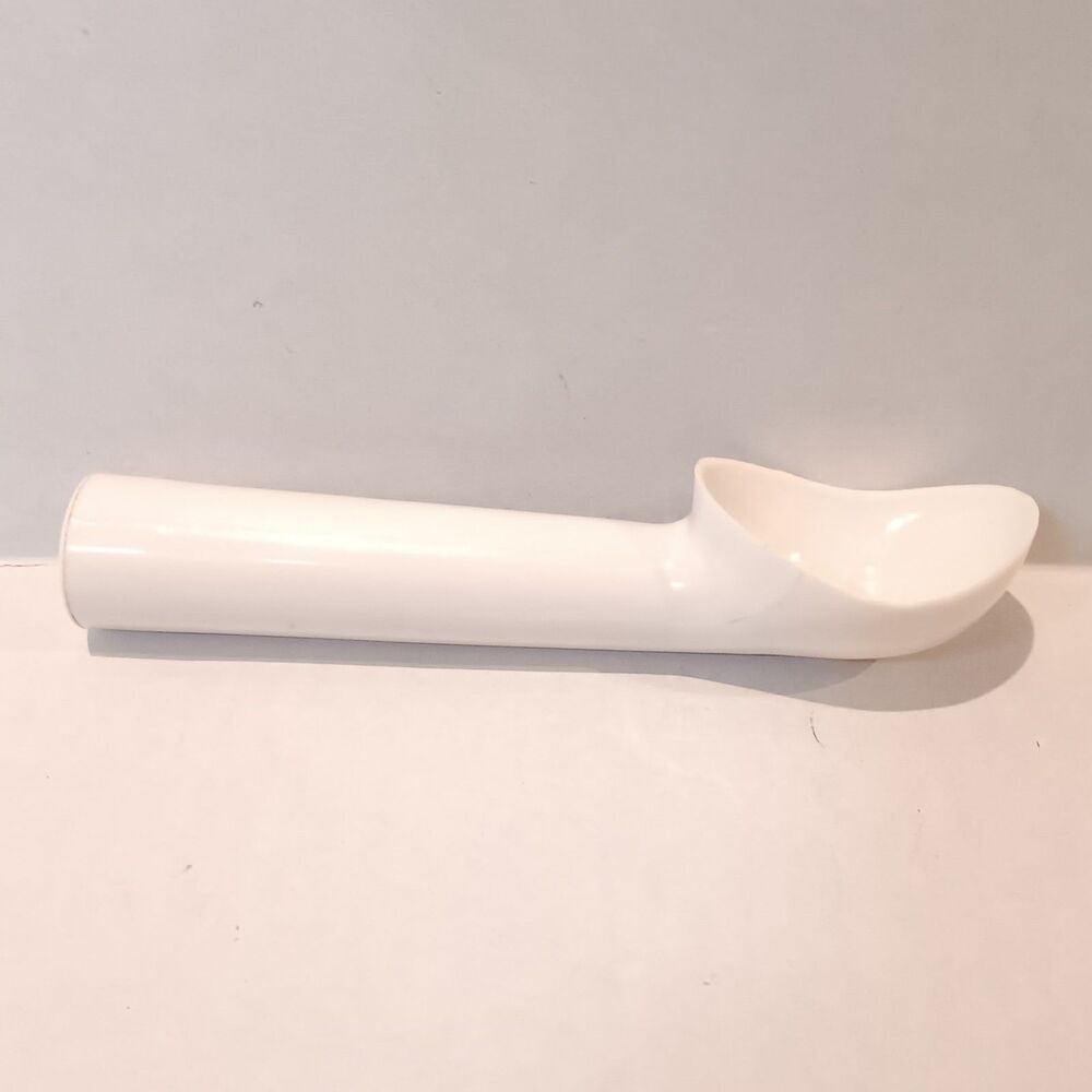 Vintage Ekco Plastic Traditional Ice Cream Scoop-White-Dishwasher Safe-90s